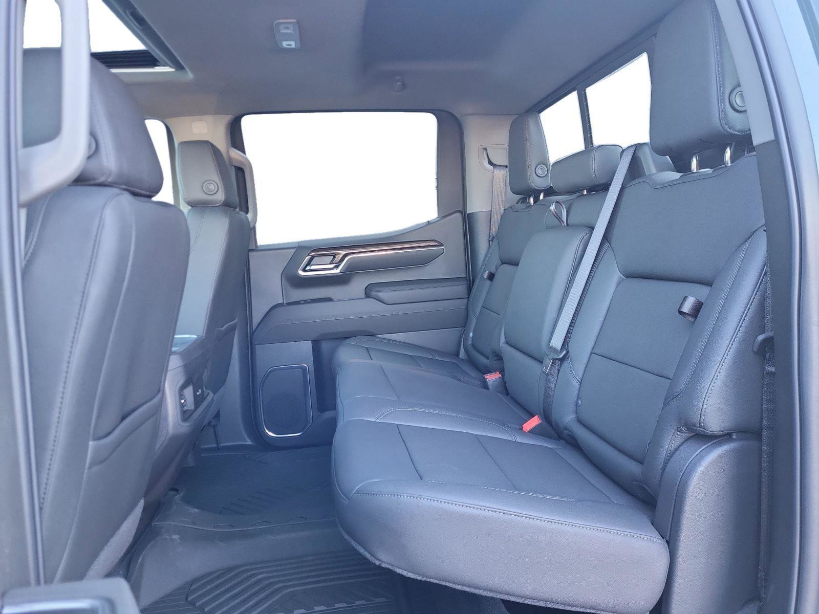 New 2026 Chevrolet Silverado 1500 LT Trail Boss w/ Convenience Package II image 21