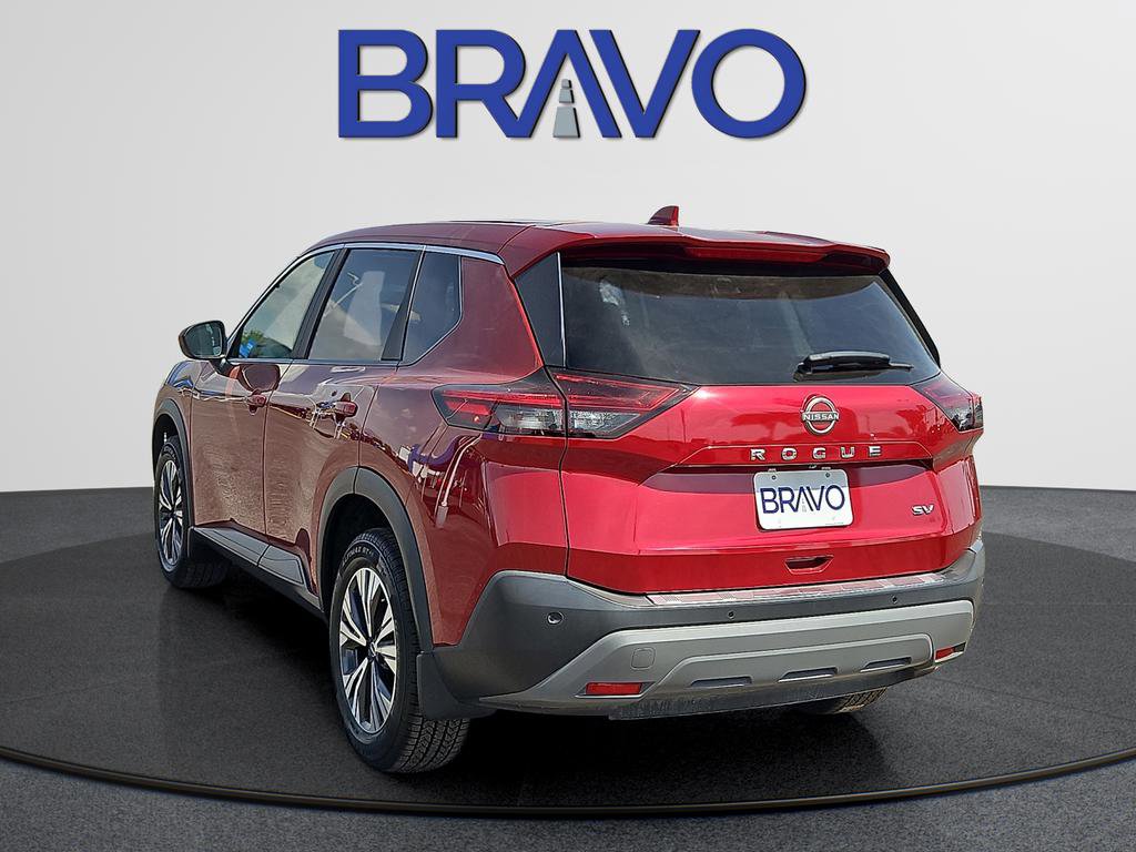 Used 2023 Nissan Rogue SV image 5