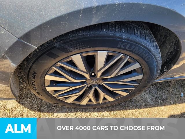 Used 2024 Nissan Altima 2.5 SV image 2