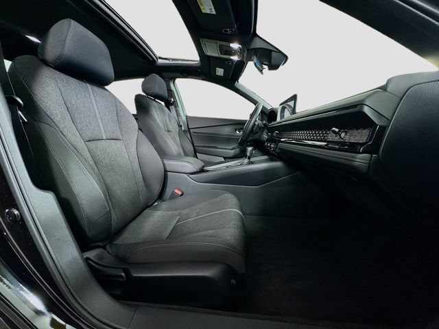 Used 2024 Honda Accord Sport image 30