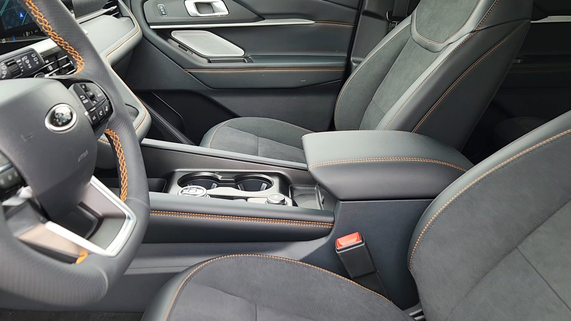 New 2026 Ford Explorer Tremor AWD/4WD image 31