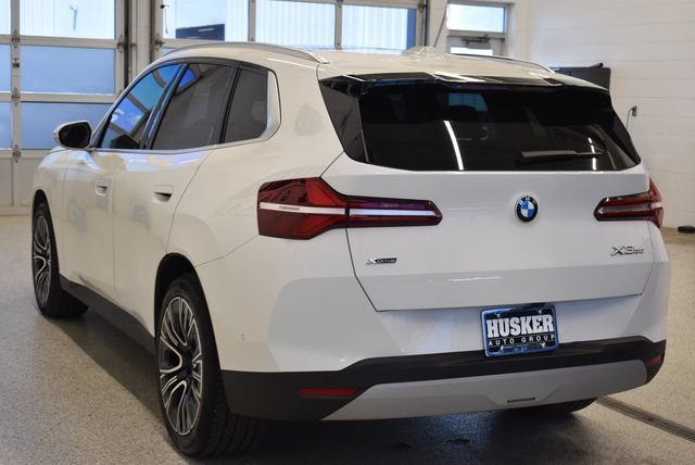 Used 2025 BMW X3 xDrive30i w/ Convenience Package AWD/4WD image 10