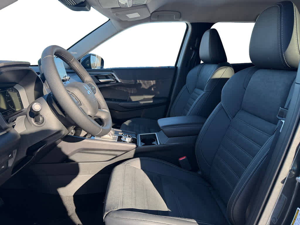 New 2026 Mitsubishi Outlander SEL image 10