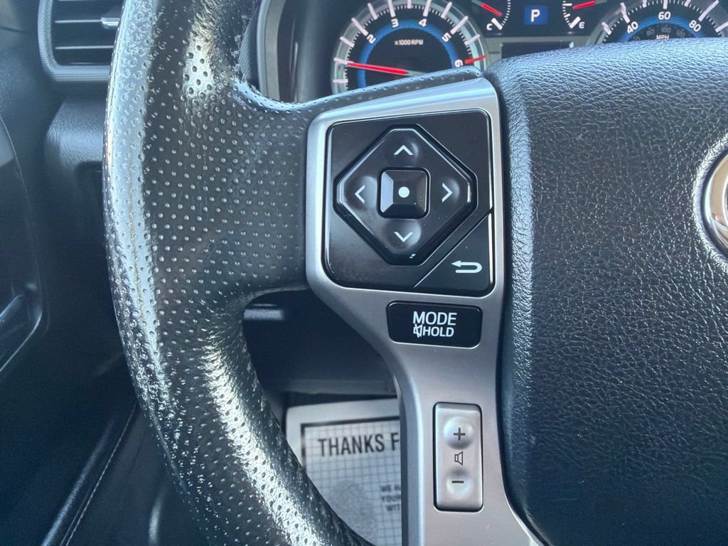 Used 2016 Toyota 4Runner SR5 AWD/4WD image 27
