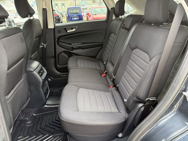Used 2024 Ford Edge SE w/ Black Appearance Package image 23