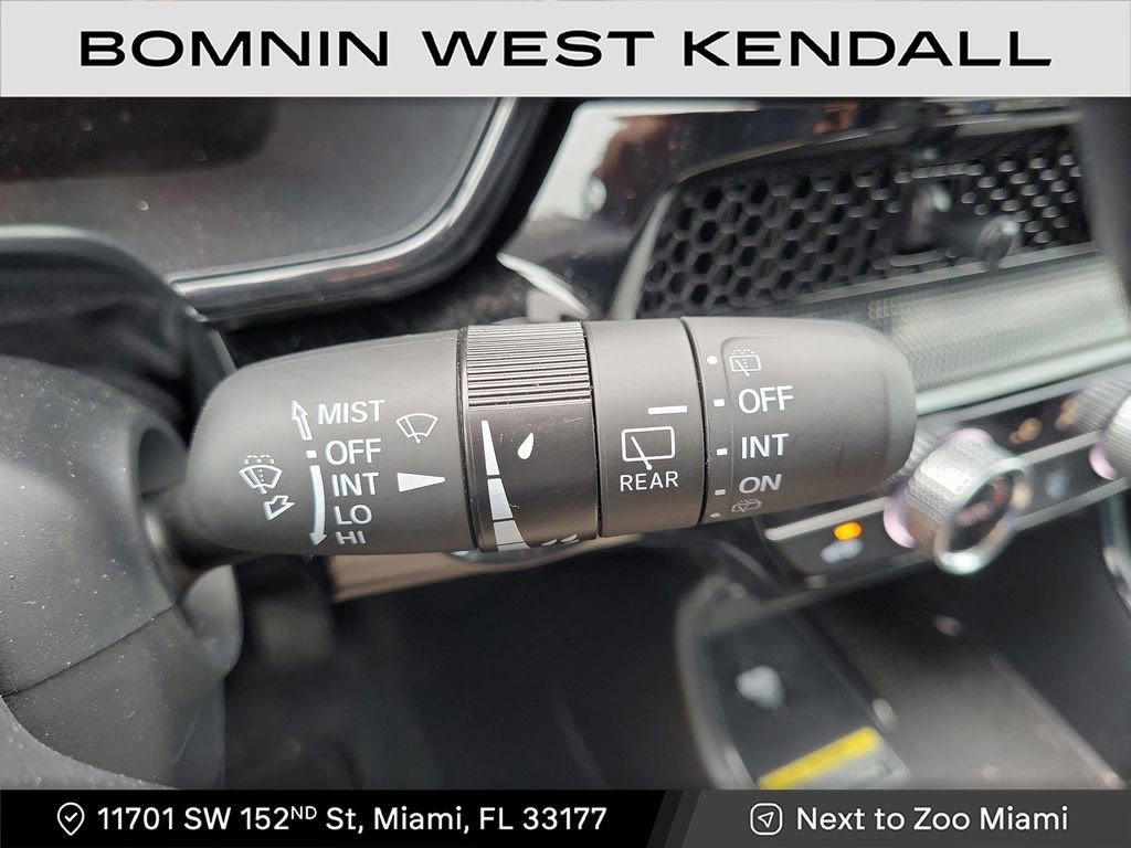 Used 2025 Honda CR-V EX-L image 11