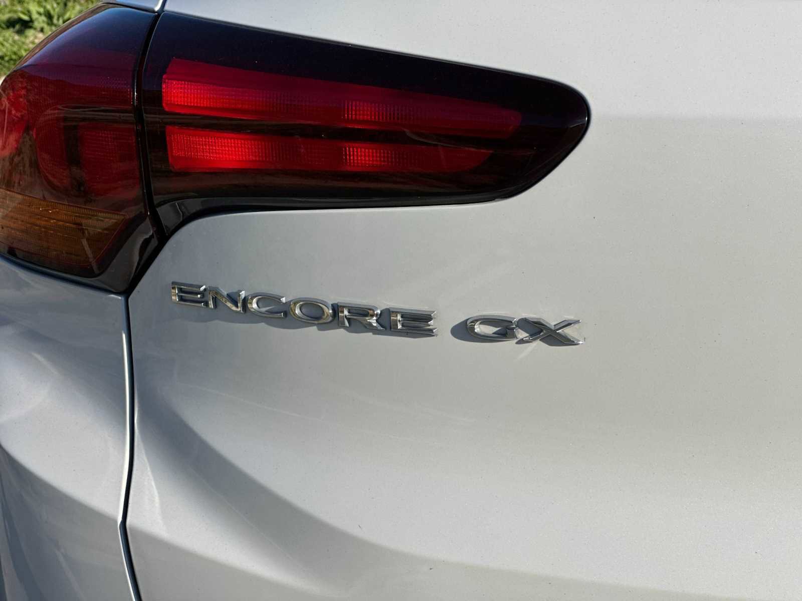 Used 2021 Buick Encore GX Select w/ Advanced Technology Package image 29