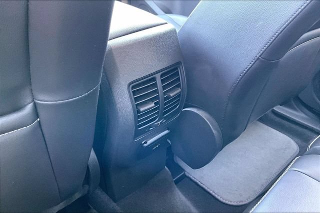 Used 2019 Ford Escape Titanium AWD/4WD image 10