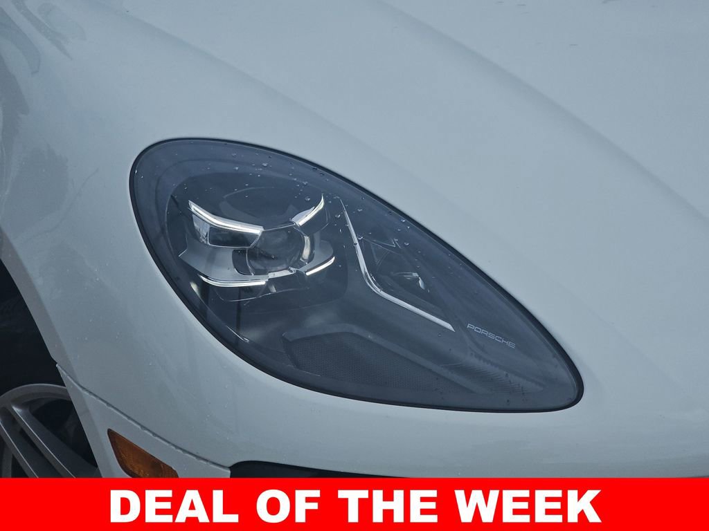 Used 2021 Porsche Macan AWD/4WD image 34