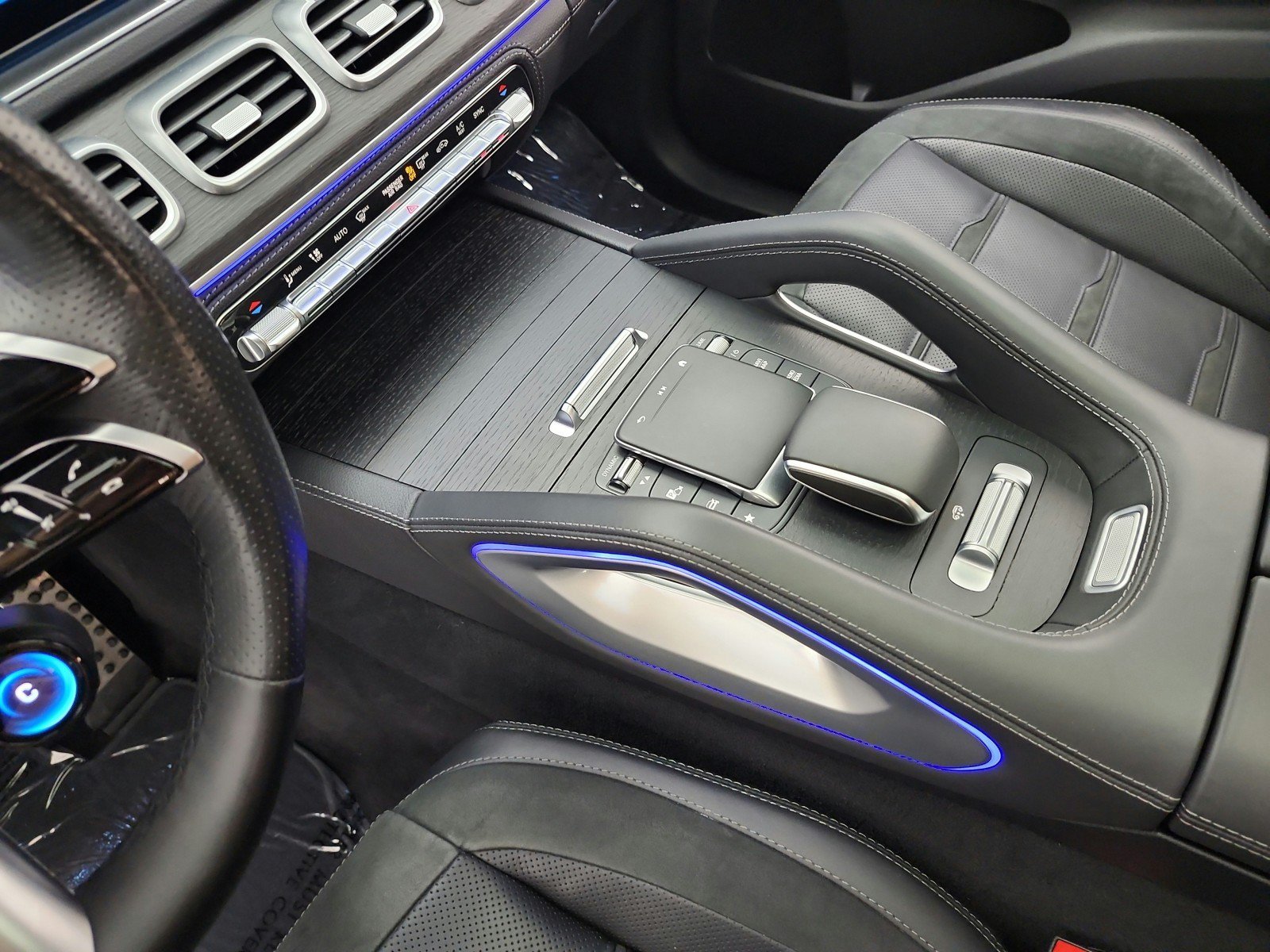 Used 2024 Mercedes-Benz GLE 53 AMG 4MATIC image 11