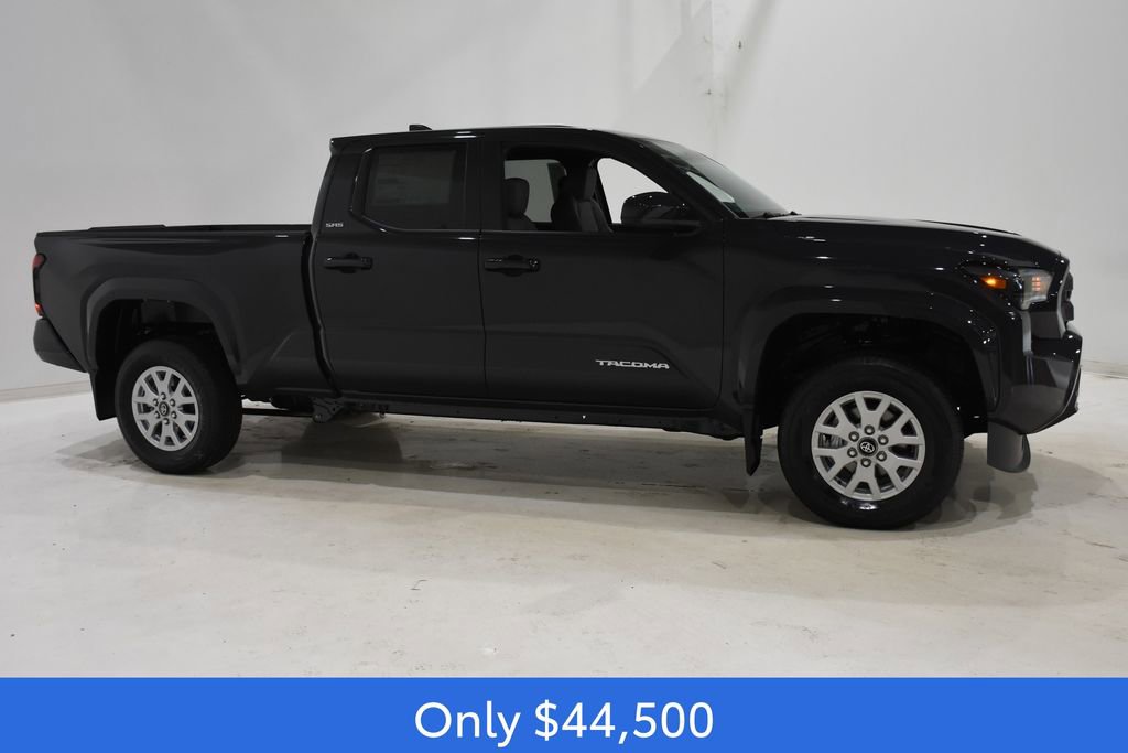 New 2026 Toyota Tacoma SR5 AWD/4WD image 3