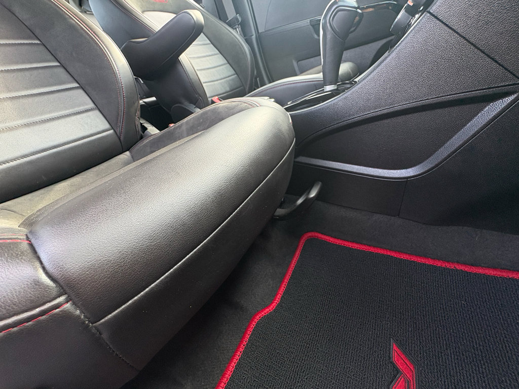 Used 2020 Chevrolet Sonic Premier w/ LPO, Performance Package image 27