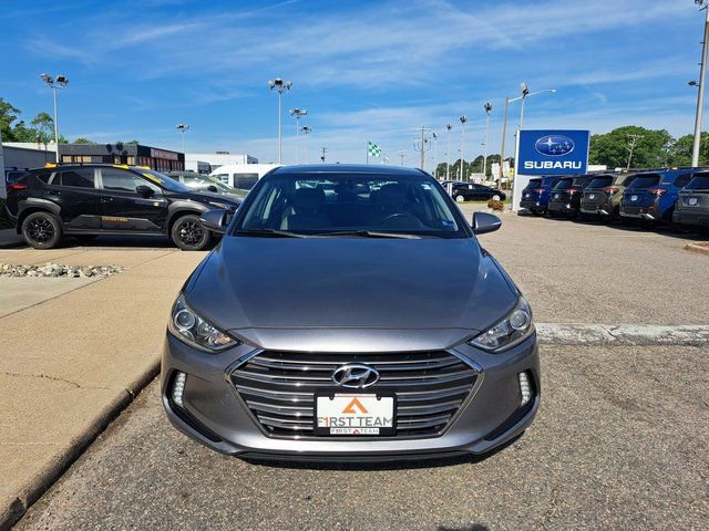 Used 2017 Hyundai Elantra Limited image 9