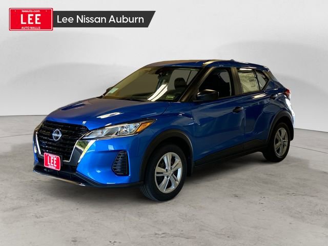 New 2025 Nissan Kicks Play S