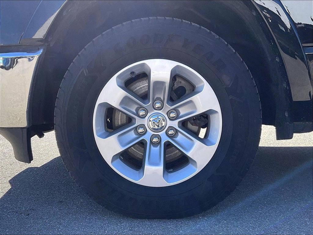 Used 2022 RAM 1500 Laramie AWD/4WD image 15