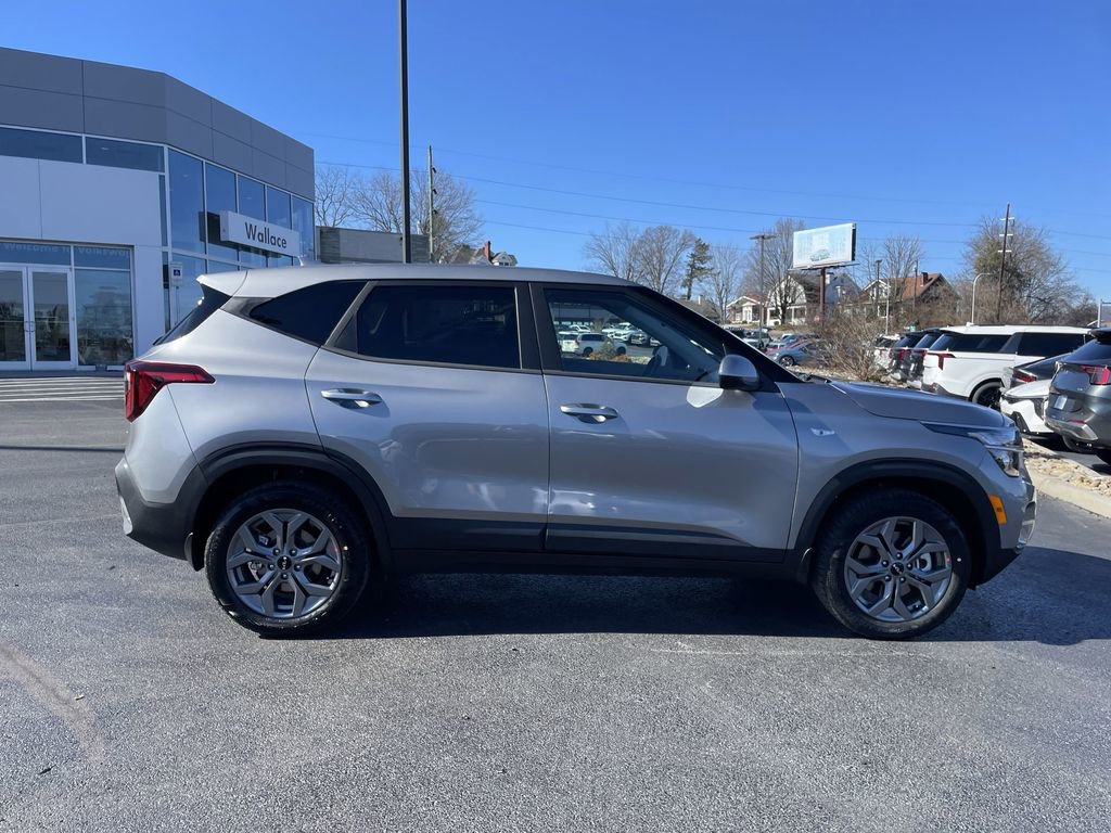 Certified 2026 Kia Seltos LX image 4