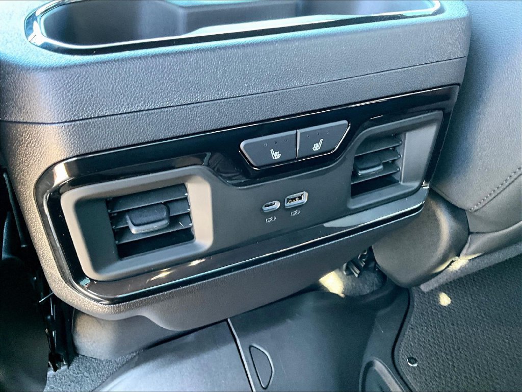 Used 2026 GMC Sierra 1500 AT4 w/ AT4 Premium Package AWD/4WD image 13