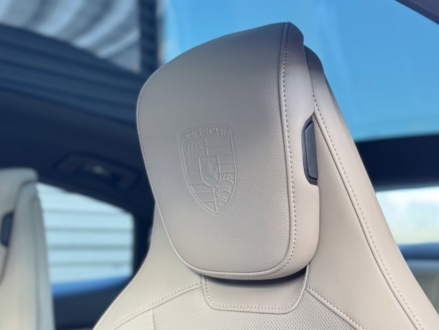 New 2024 Porsche Taycan image 33