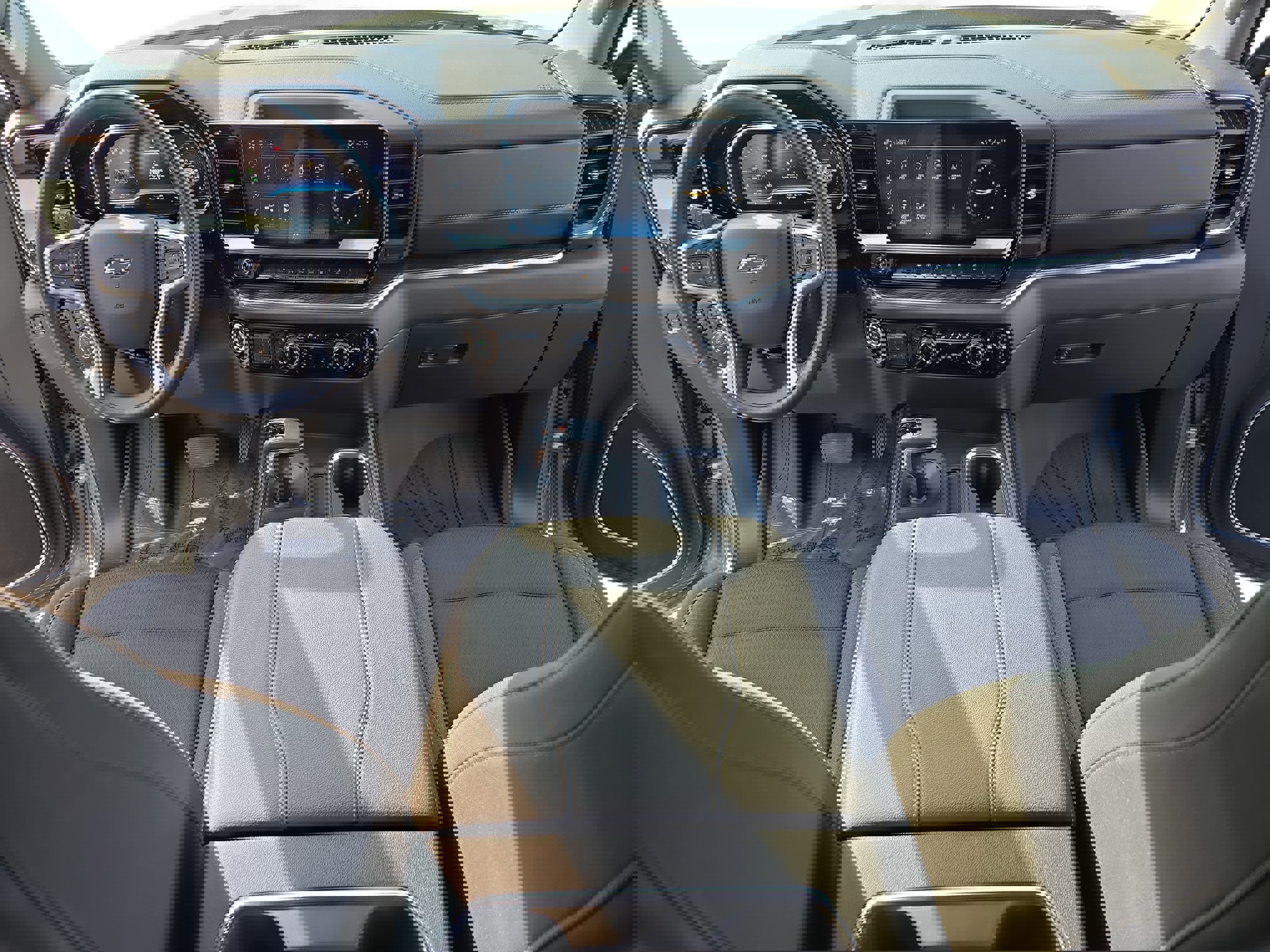 Used 2023 Chevrolet Silverado 1500 RST w/ Z71 Off-Road Package image 9