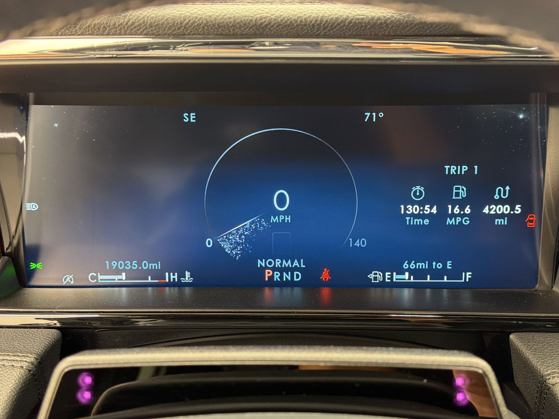 Used 2023 Lincoln Navigator Reserve AWD/4WD image 18
