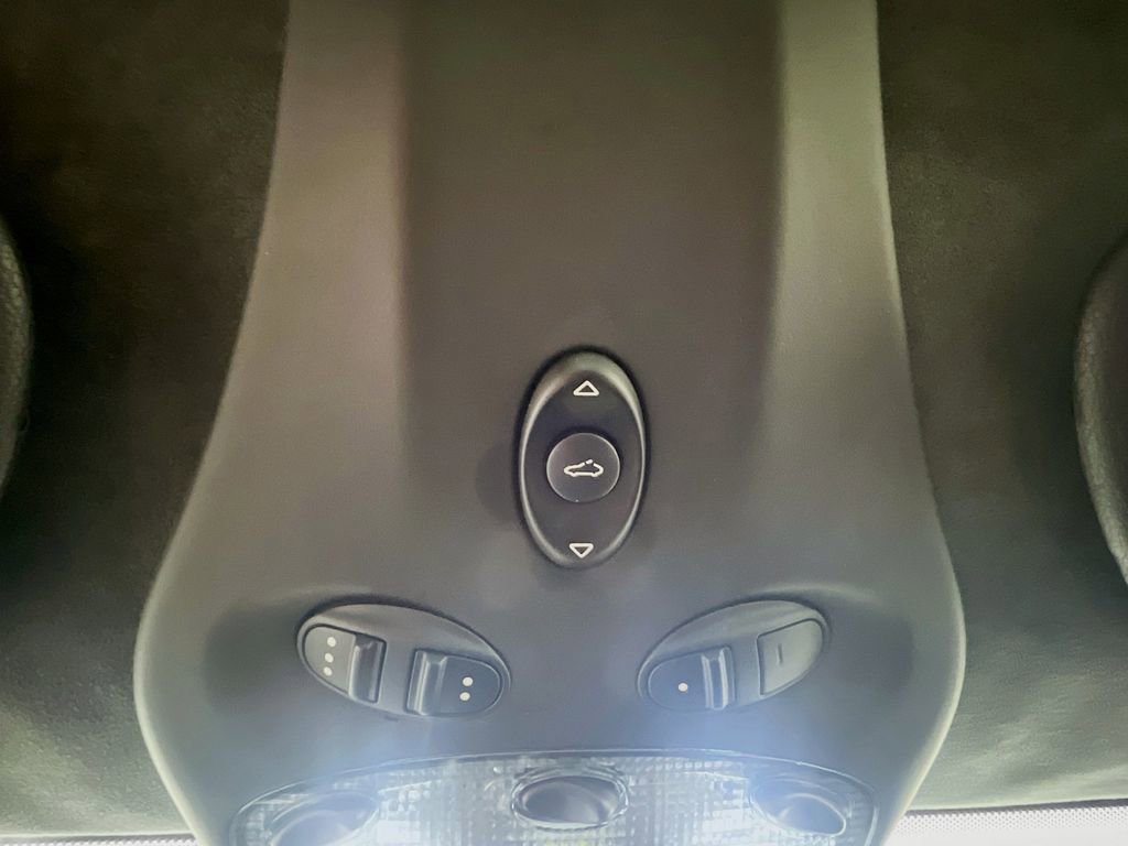 Used 2012 Porsche 911 Carrera 4 GTS image 14