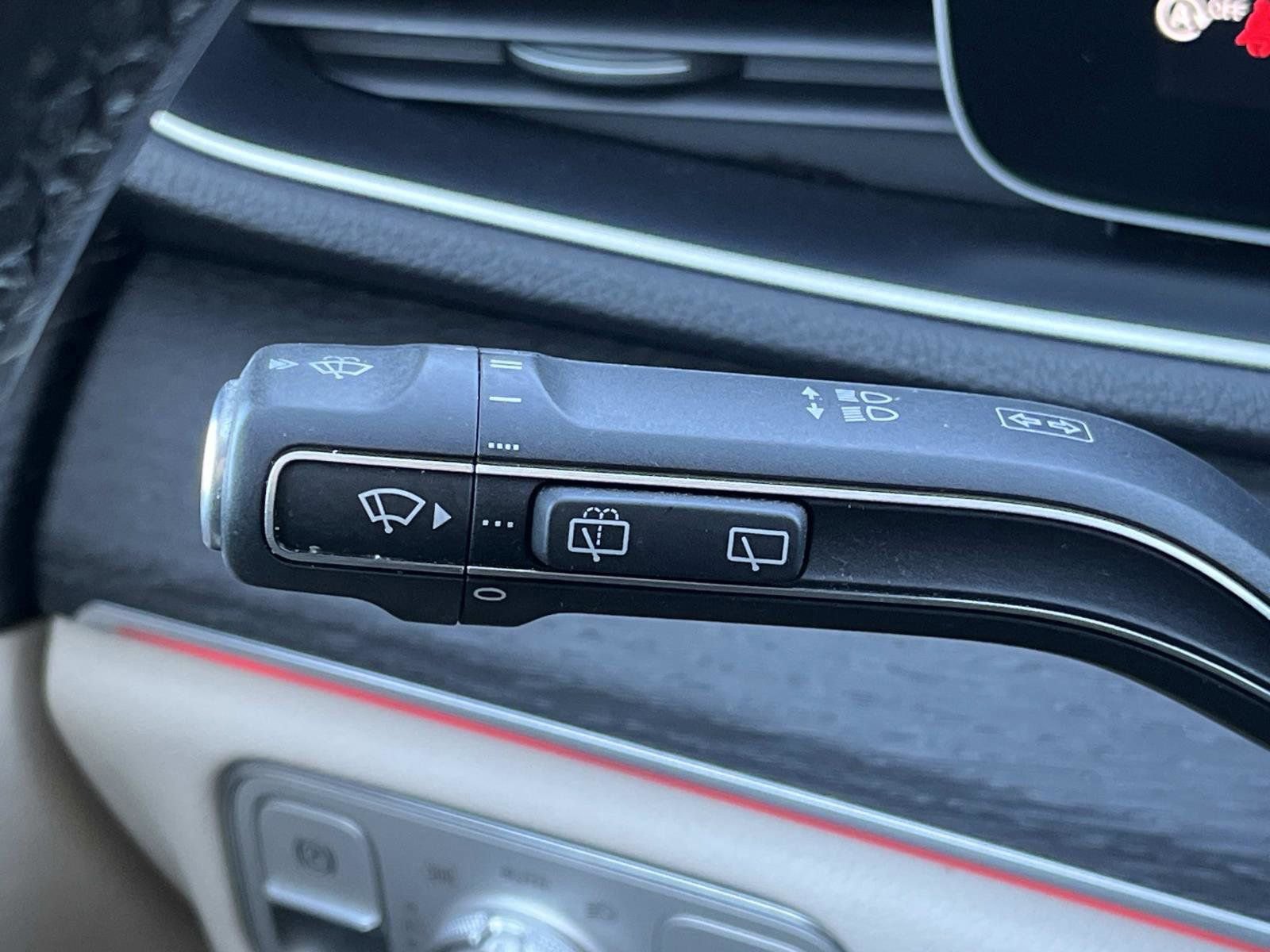 Certified 2022 Mercedes-Benz GLE 350 image 33