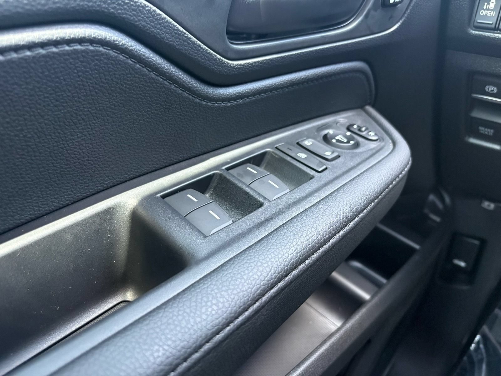 New 2026 Honda Odyssey Sport-L image 18