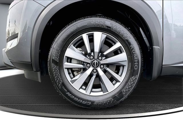 Used 2024 Nissan Pathfinder SL image 34