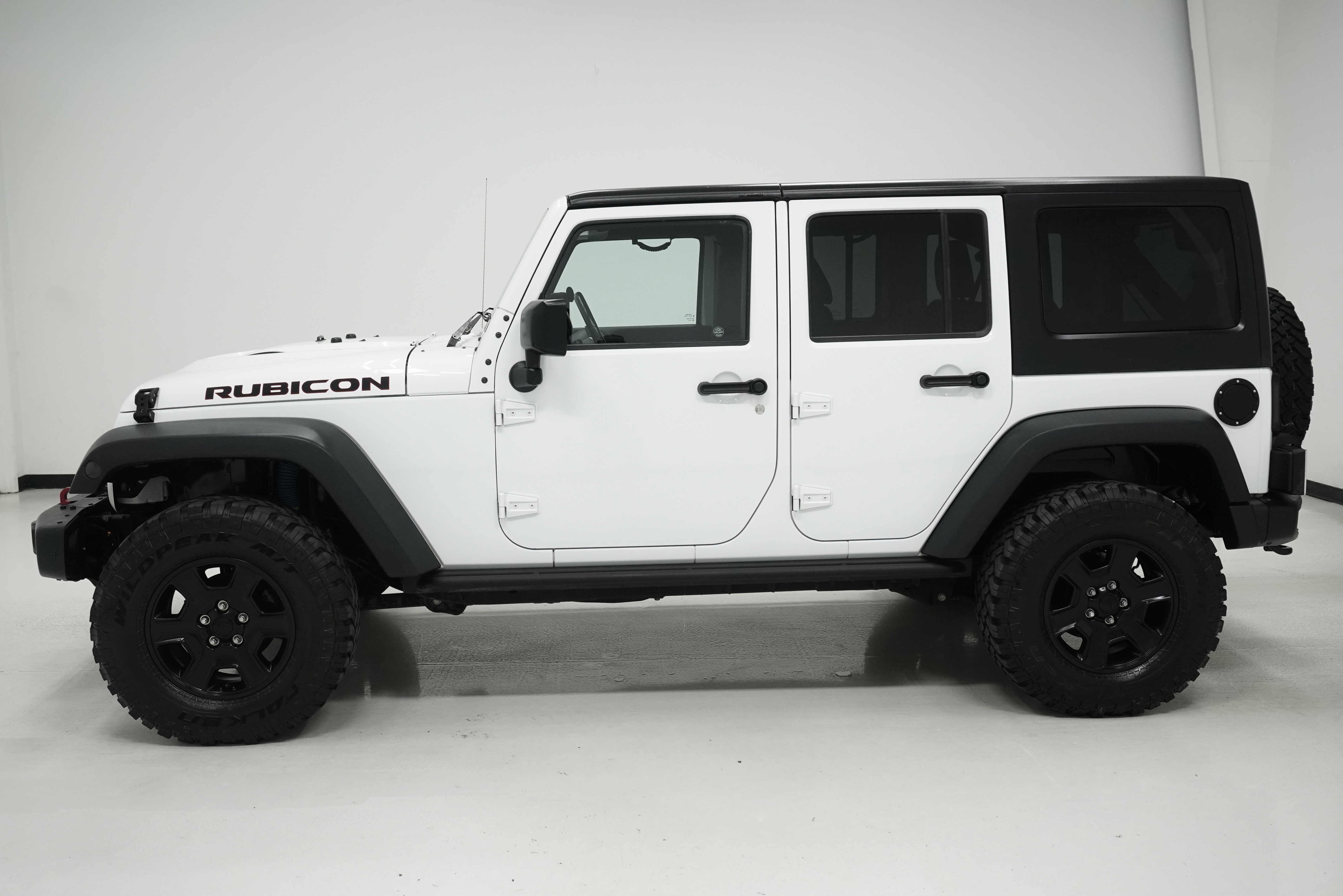 Used 2015 Jeep Wrangler Unlimited Rubicon AWD/4WD image 7