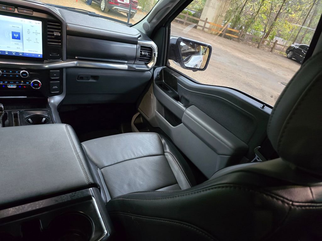 Used 2023 Ford F150 Lariat w/ Trailer Tow Package image 59