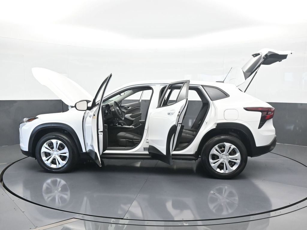 Used 2024 Chevrolet Trax LS w/ Driver Confidence Package image 66