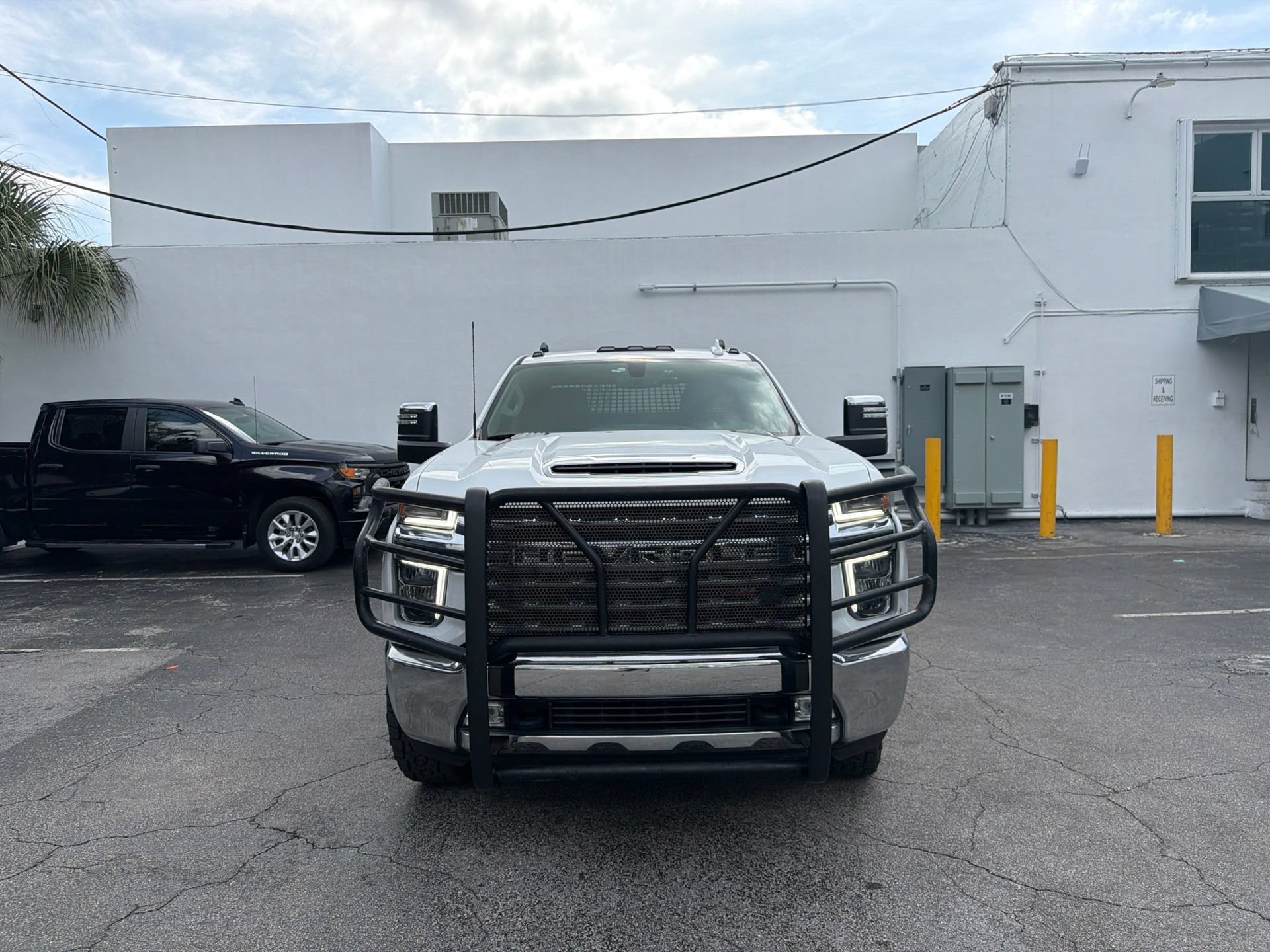 Used 2022 Chevrolet Silverado 3500 LTZ AWD/4WD image 2