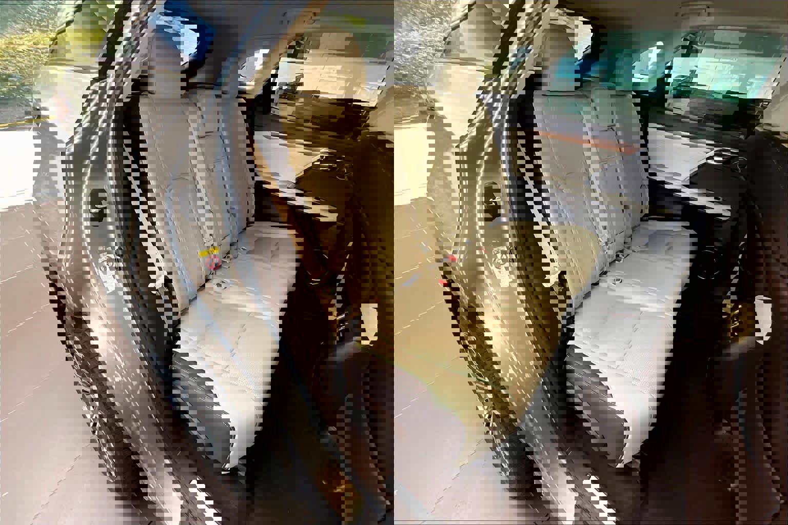 Used 2017 Lexus RX 350 w/ Premium Package image 19