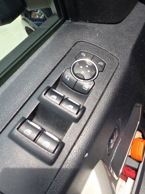 Used 2017 Ford F150 Lariat AWD/4WD image 8