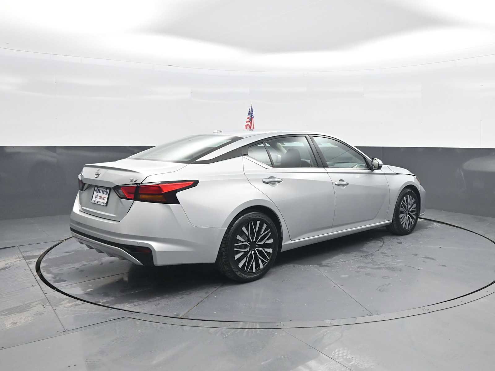 Used 2023 Nissan Altima 2.5 SV image 8