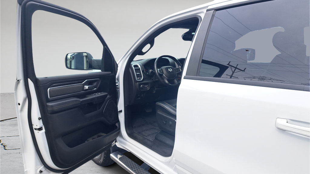 Used 2019 RAM 1500 Big Horn AWD/4WD image 9