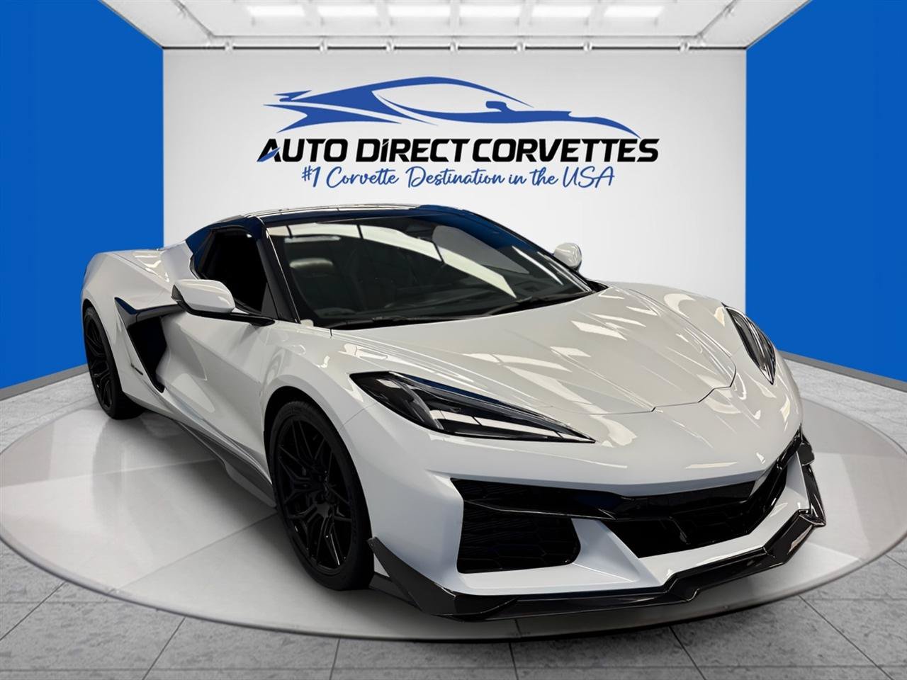 Used 2024 Chevrolet Corvette Z06 w/ Z07 Performance Package RWD image 13