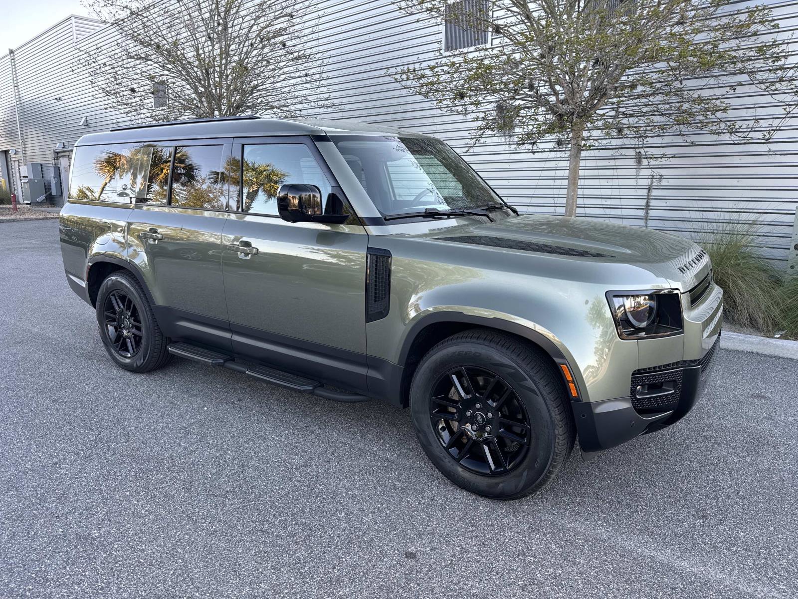 Certified 2024 Land Rover Defender 130 S image 4