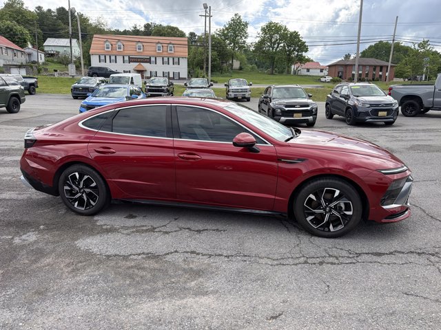 Used 2025 Hyundai Sonata SEL AWD/4WD image 5