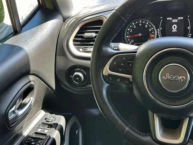 Used 2016 Jeep Renegade 75th Anniversary AWD/4WD image 30