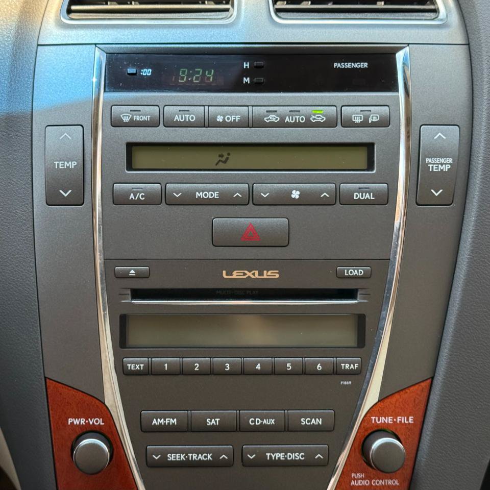 Used 2010 Lexus ES 350 Premium FWD image 12