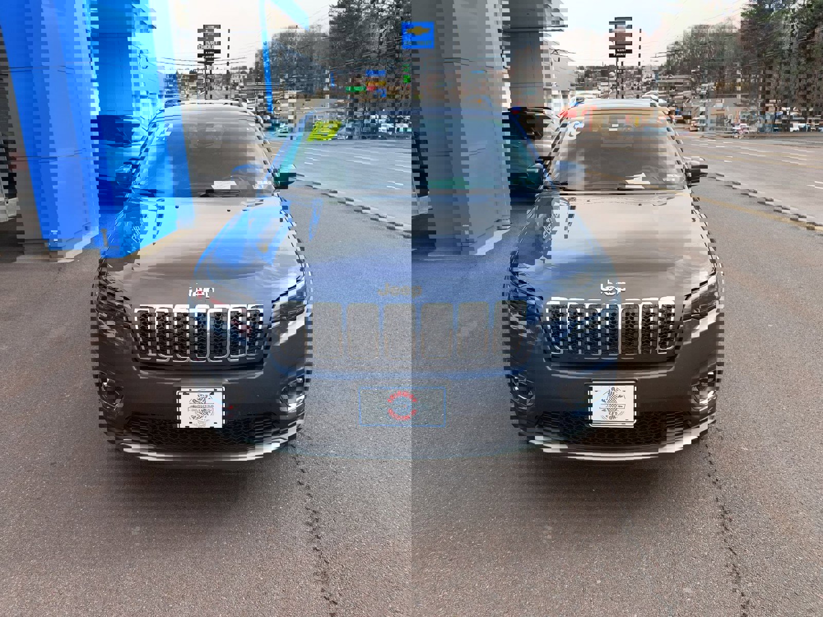 Used 2019 Jeep Cherokee Limited w/ Trailer Tow Group image 3