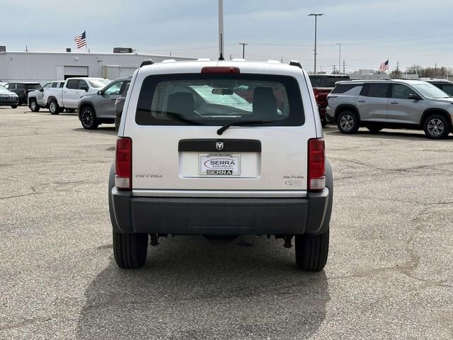 Used 2008 Dodge Nitro SXT image 6