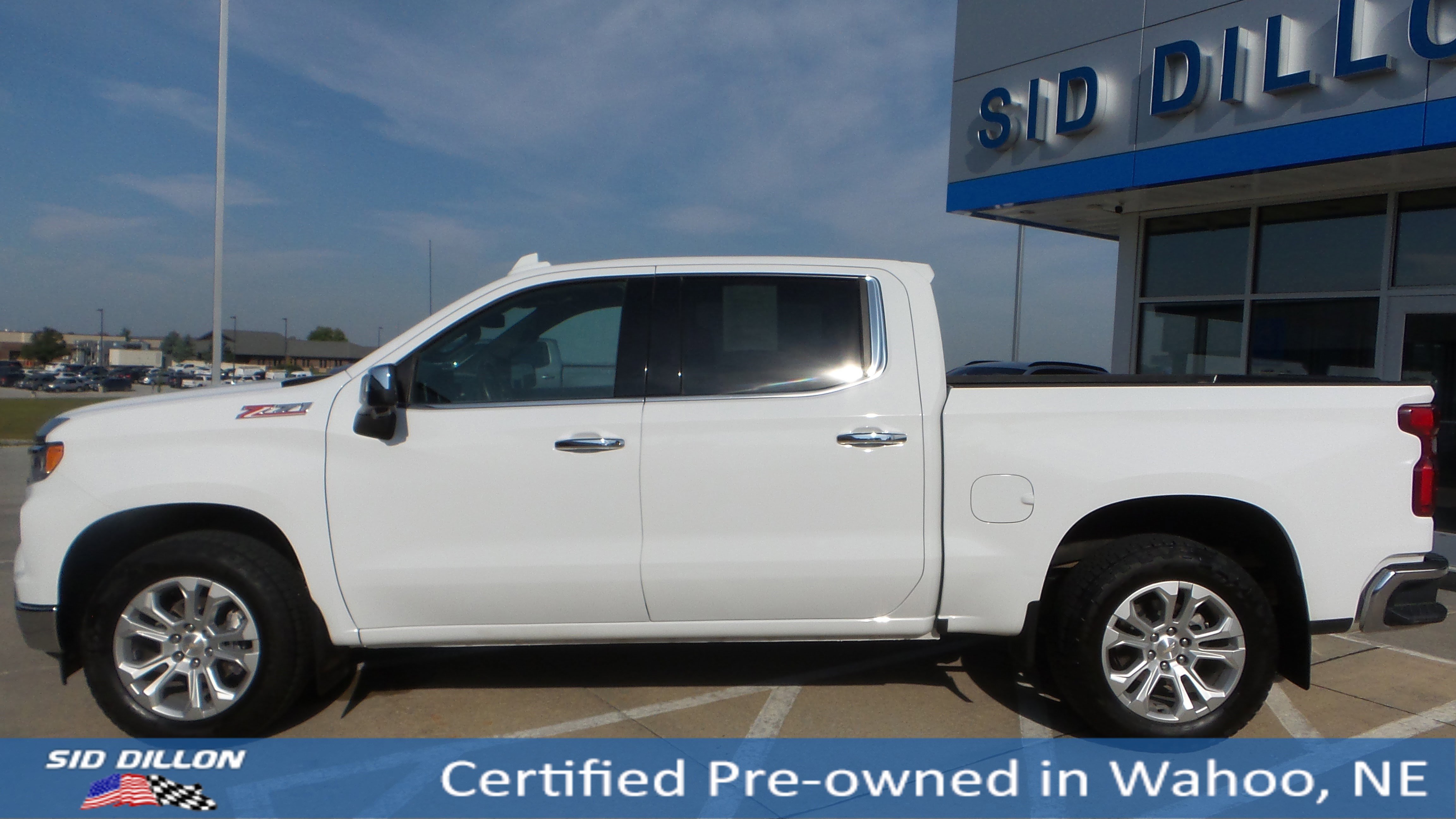 Used 2023 Chevrolet Silverado 1500 LTZ w/ LTZ Convenience Package II image 2