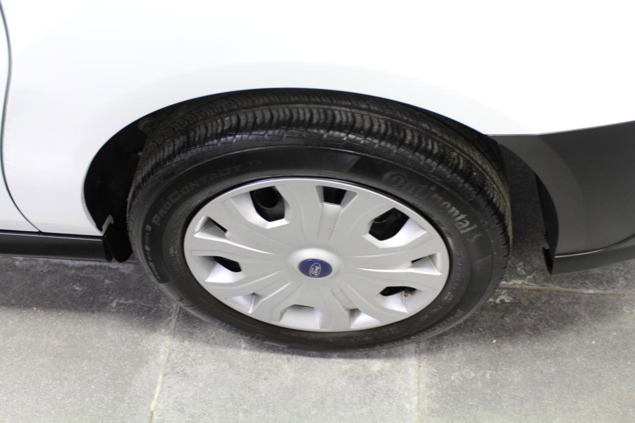 Used 2022 Ford Transit Connect XL image 27