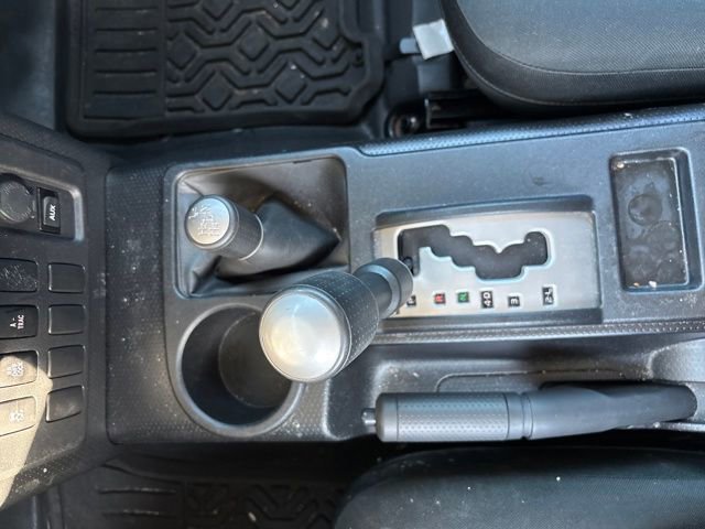 Used 2010 Toyota FJ Cruiser 4WD image 15