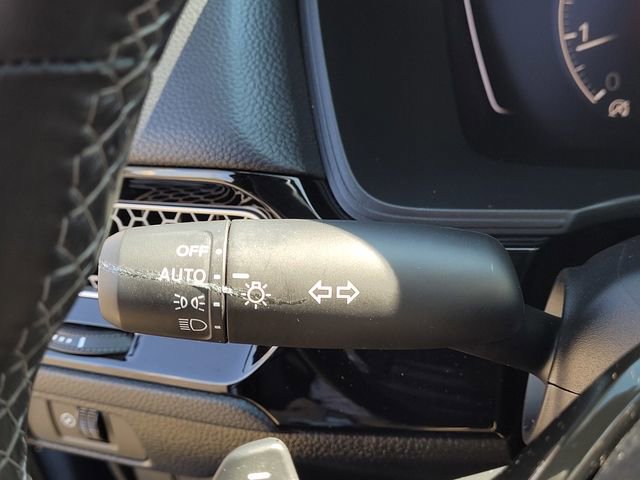 Used 2025 Honda Civic Sport image 15