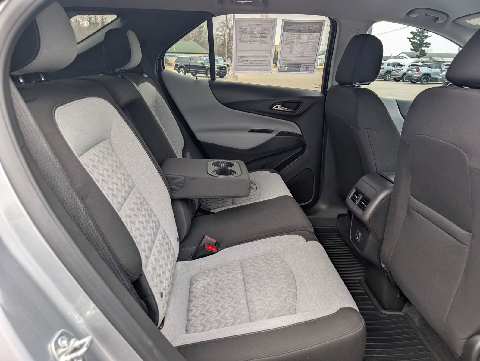 Used 2024 Chevrolet Equinox LS w/ LS Convenience Package image 27