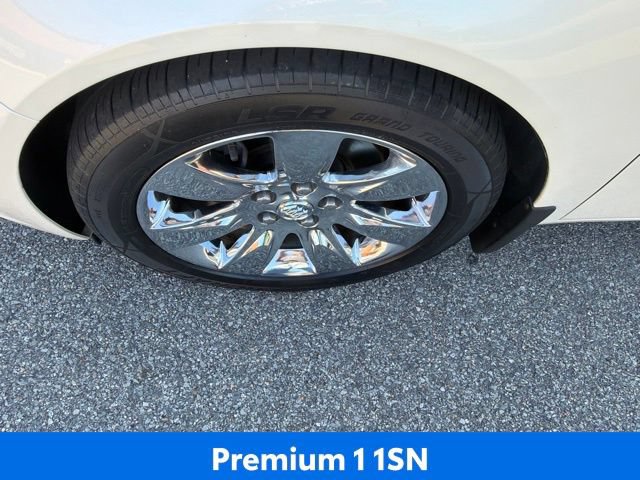 Used 2013 Buick Regal Premium FWD image 15