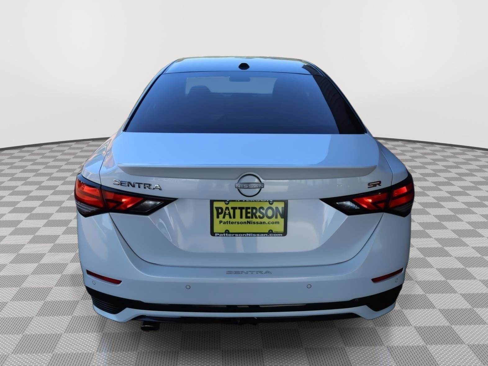 Used 2025 Nissan Sentra SR w/ SR Premium Package image 5